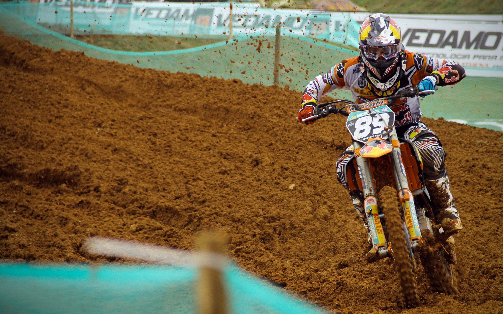 英超争冠白热化,曼城、阿森纳、利物浦三强鏖战,悬念持续至末轮